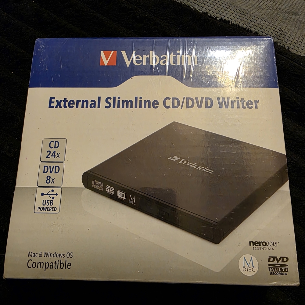 Verbatim External Slimline CD/DVD Writer - Black